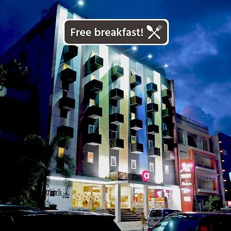 Amaris Hotel Ambon Exteriör bild