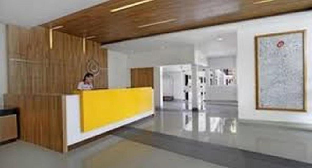 Amaris Hotel Ambon Exteriör bild