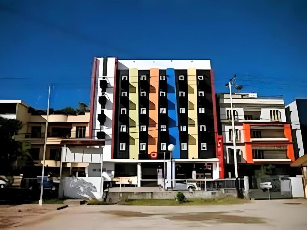 Amaris Hotel Ambon Exteriör bild