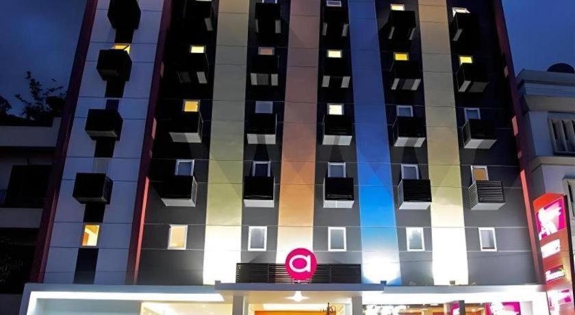 Amaris Hotel Ambon Exteriör bild