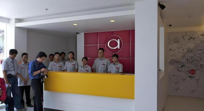 Amaris Hotel Ambon Exteriör bild